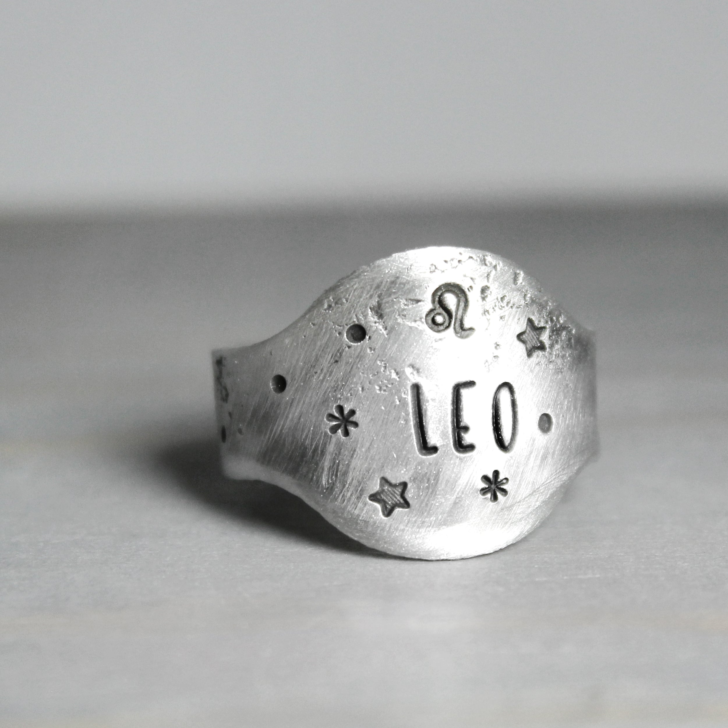Leo Zodiac Ring